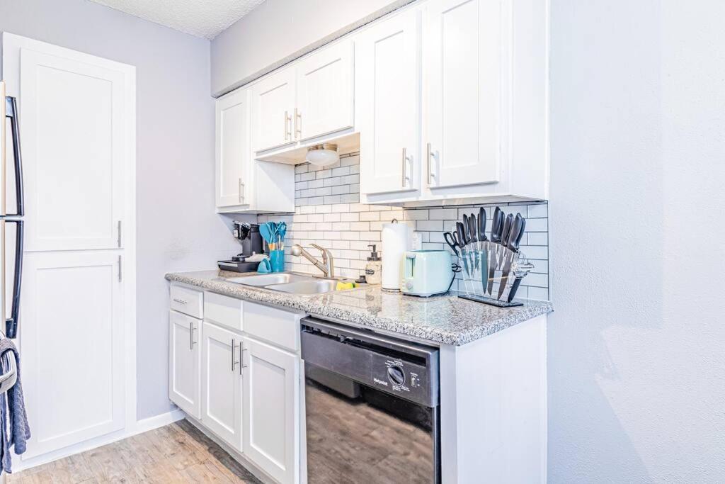 Central 1Br King Bed Suites, Close To Downtown & Domain Austin Exterior foto